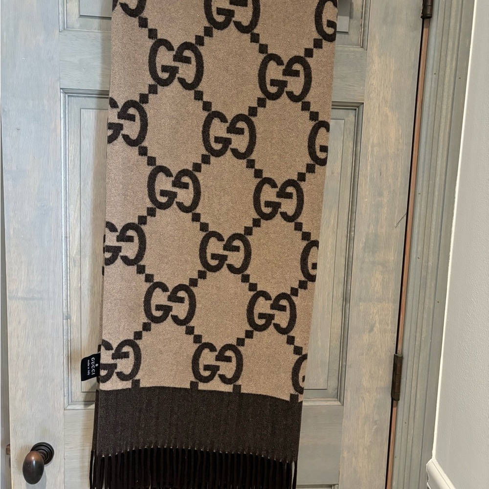 Gucci GG Throw Blanket